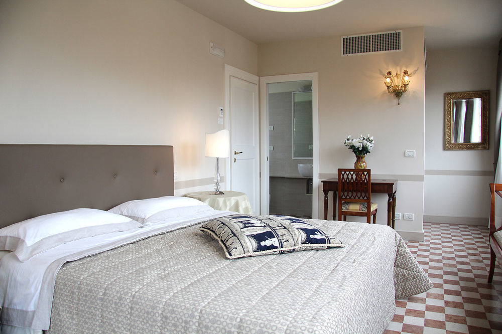 Domus Dotti V Guest House Treviso Exterior photo